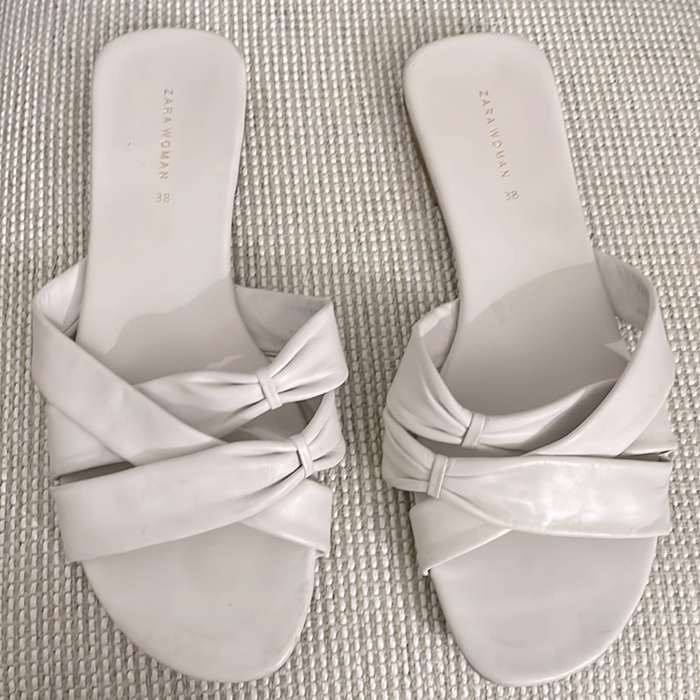 Zara, Light gray leather flats, size 38